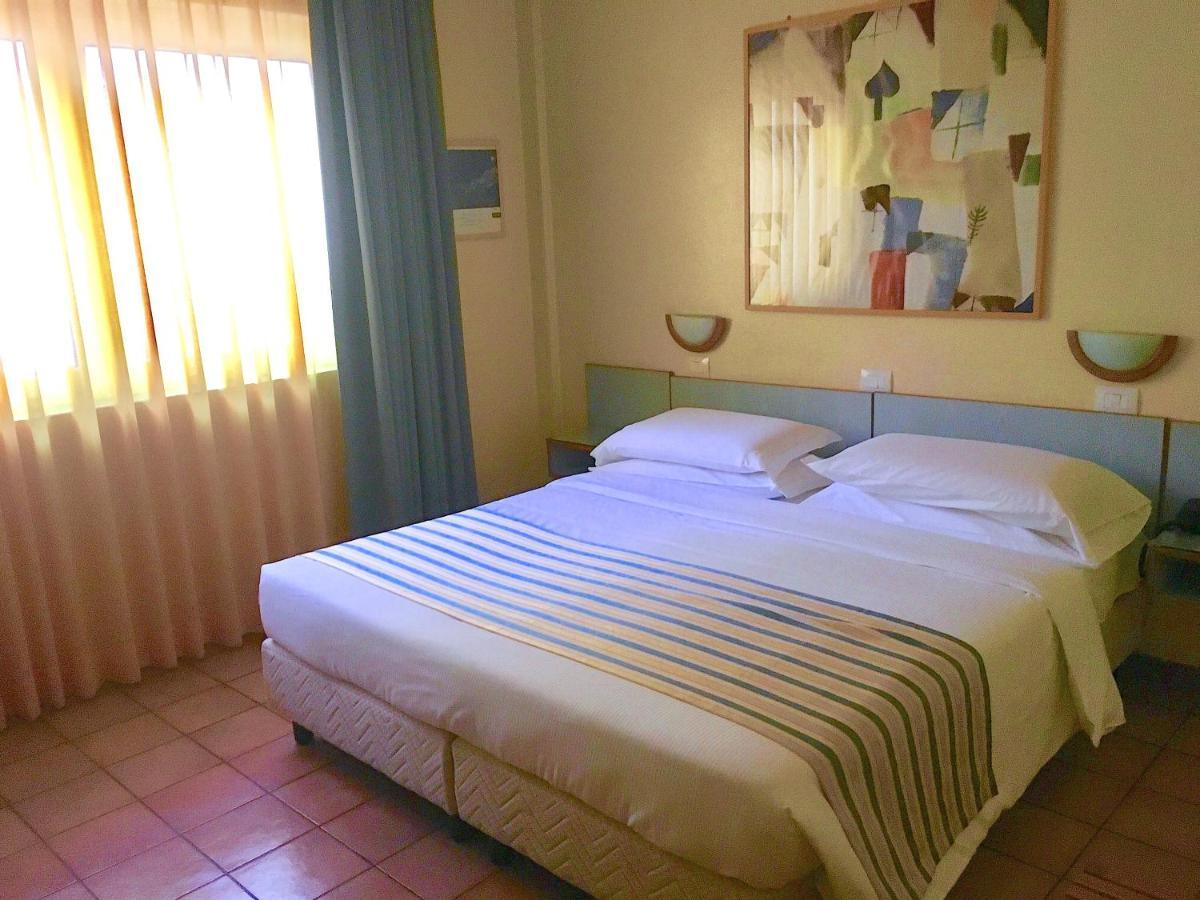 Hotel Ping Pong Lido di Ostia Exterior photo