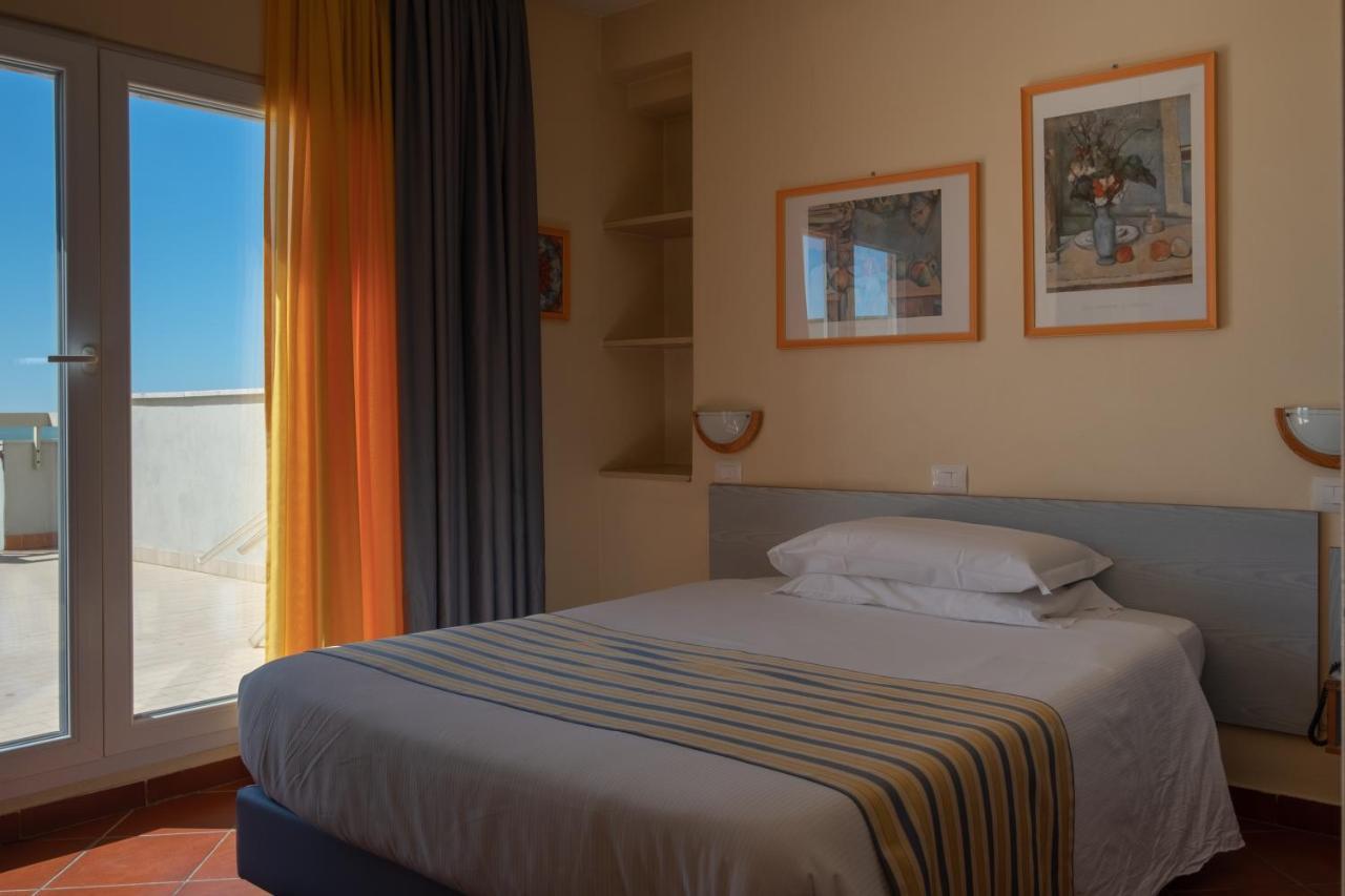 Hotel Ping Pong Lido di Ostia Exterior photo